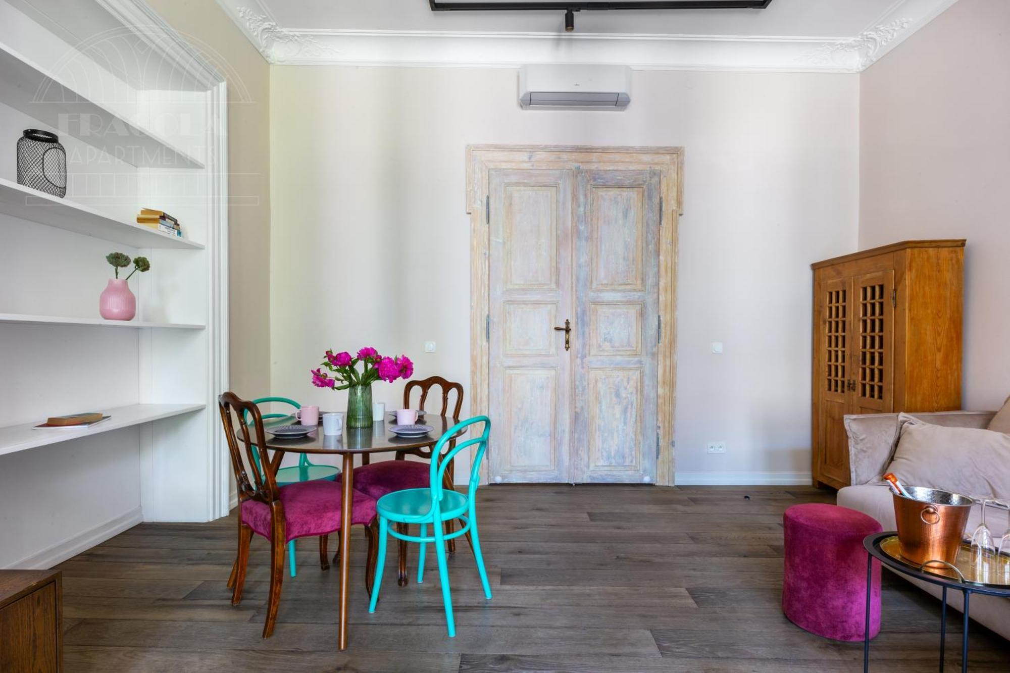 Fragola Apartments Old Town Krakow Luaran gambar