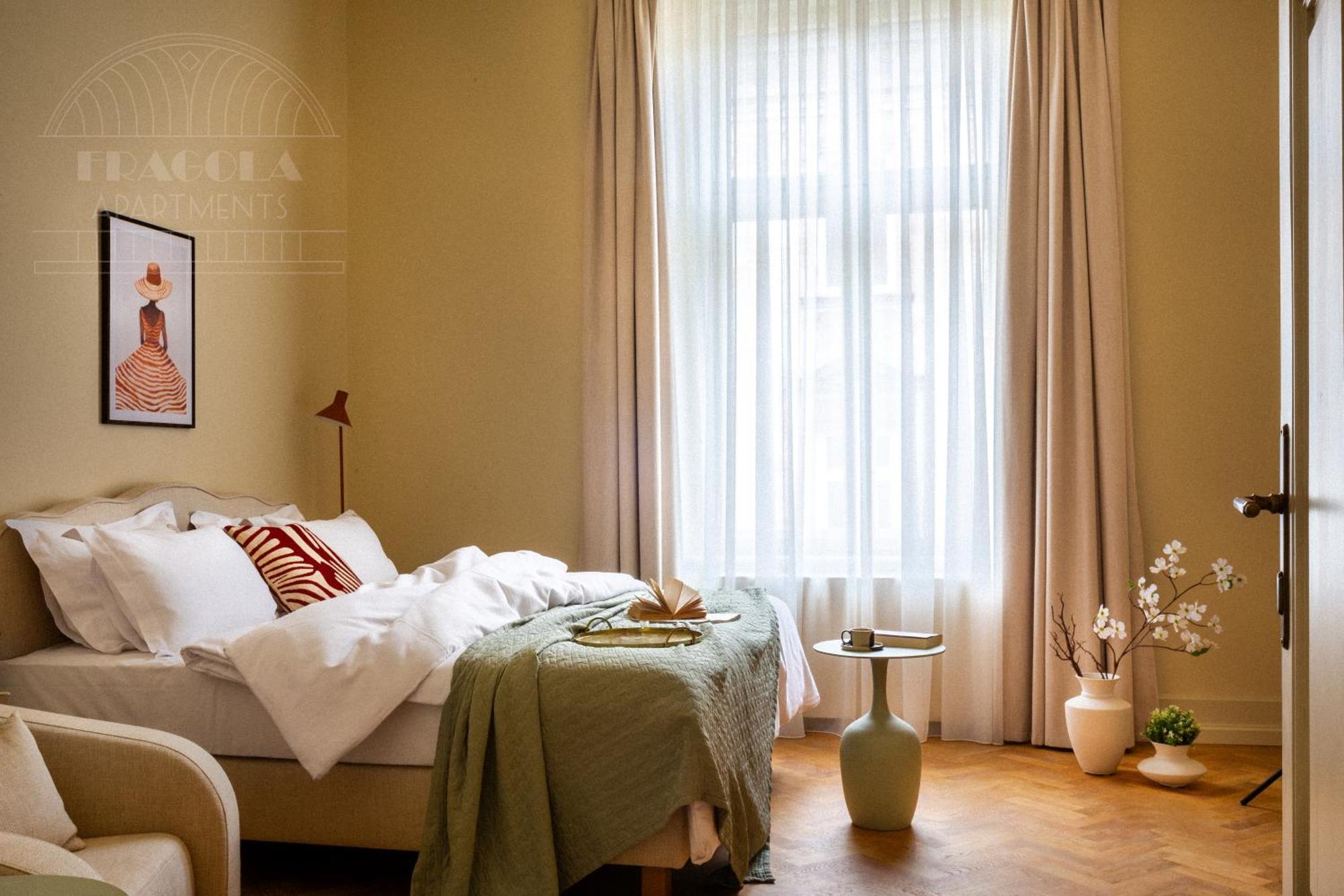 Fragola Apartments Old Town Krakow Luaran gambar